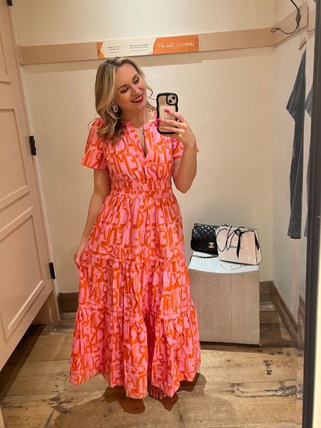 Get ready for the spring sale coming up! I love this long dress that is perfect for spring and all summer long. Is it just me or do orange and pink belong together? It creates such a happy color combo for me. 



#LTKstyletip #LTKparties #LTKSpringSale