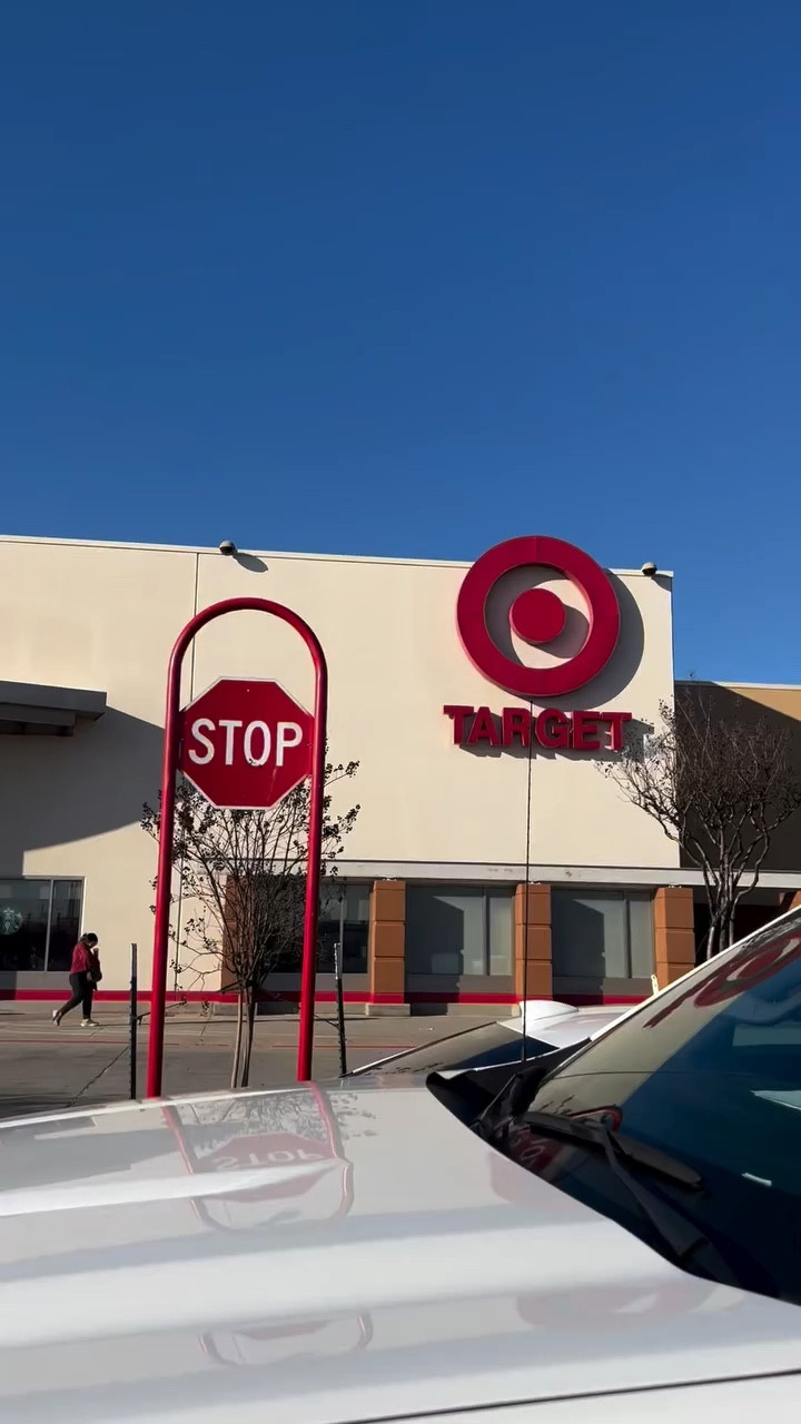 Let’s visit @target  and check out the bubble, maybe grab a thing or two 😉 #bubbleambassador @bubbleambassadors @targetstyle @bubble