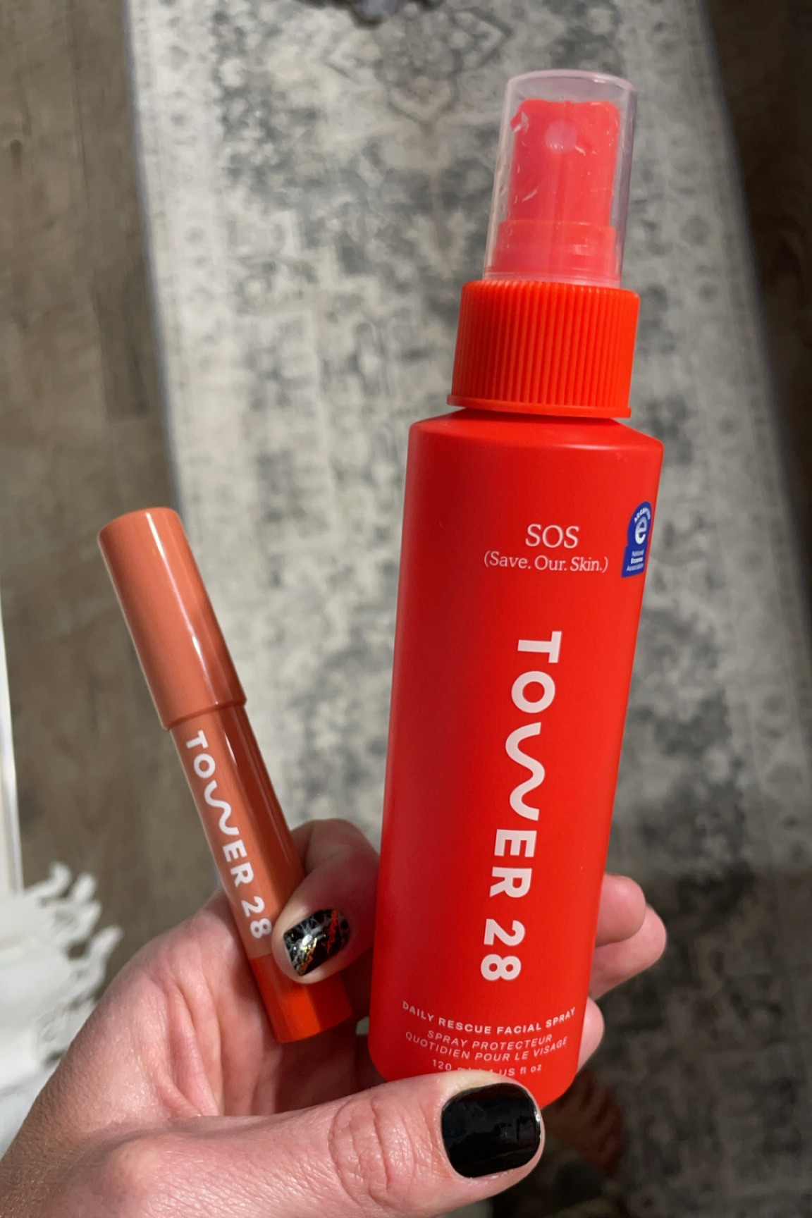This SOS facial spray has significantly improved my acne and eczema flare ups.

#LTKBeauty #LTKActive #LTKFindsUnder50
