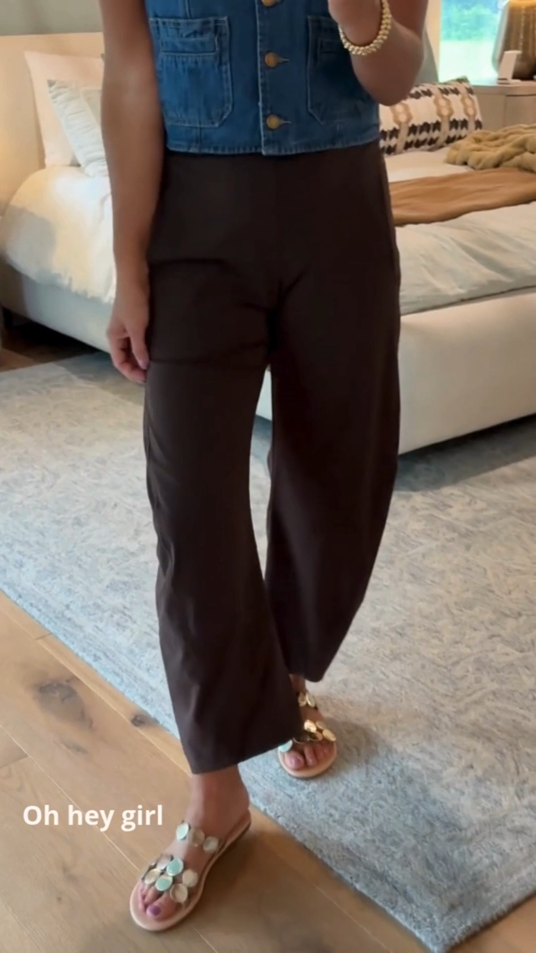 Last day to save $55 on my most worn pants this season! Code: FW26 @Ruti

#LTKSaleAlert #LTKootd #LTKTravel