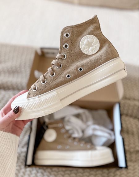 Tell me these aren’t the cutest platform converse you have ever seen! The neutral color has my heart! 

#LTKFind #LTKunder100 #LTKshoecrush