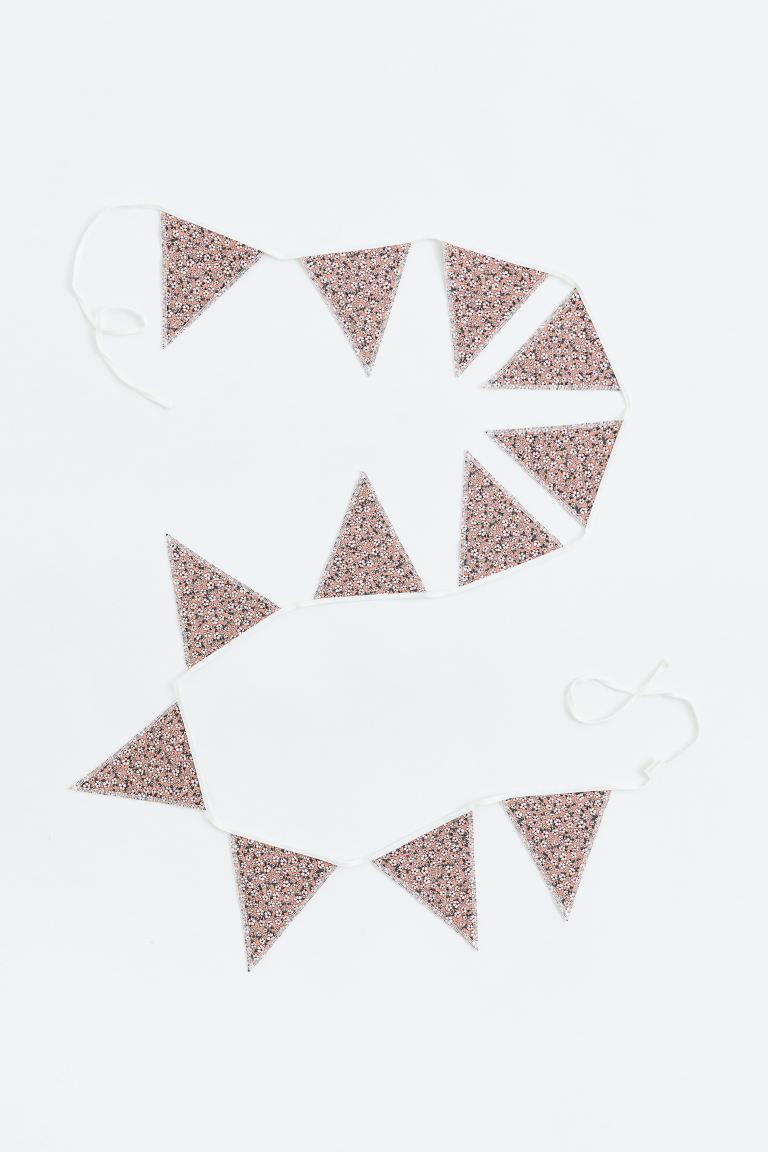 Pennant Bunting | H&M (US + CA)