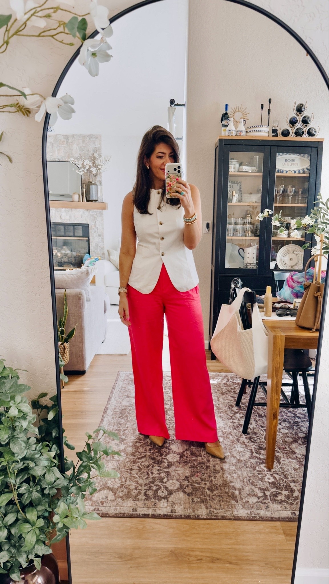 What I wore to work today
Medium vest
10 long linen trousers

#LTKSaleAlert #LTKMidsize #LTKWorkwear