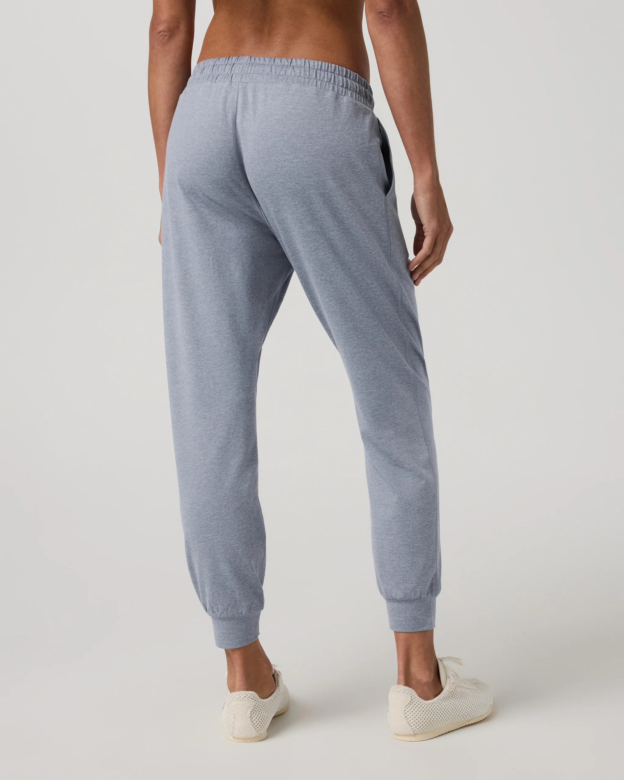 $11049255 | Vuori Clothing (US & Canada)