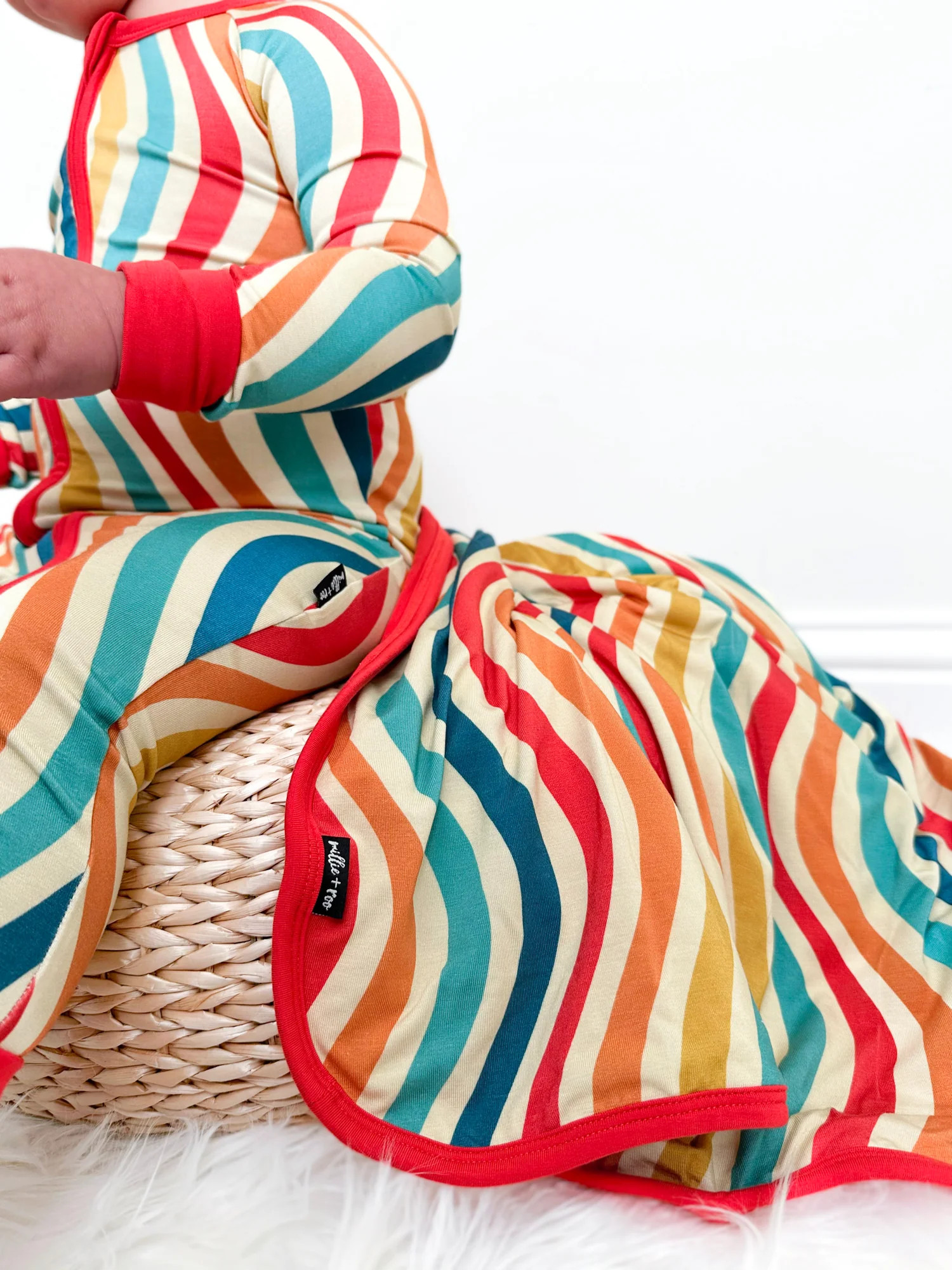 3 LAYER OVERSIZED COZY DREAM BLANKET- Groovy Wave | millie + roo