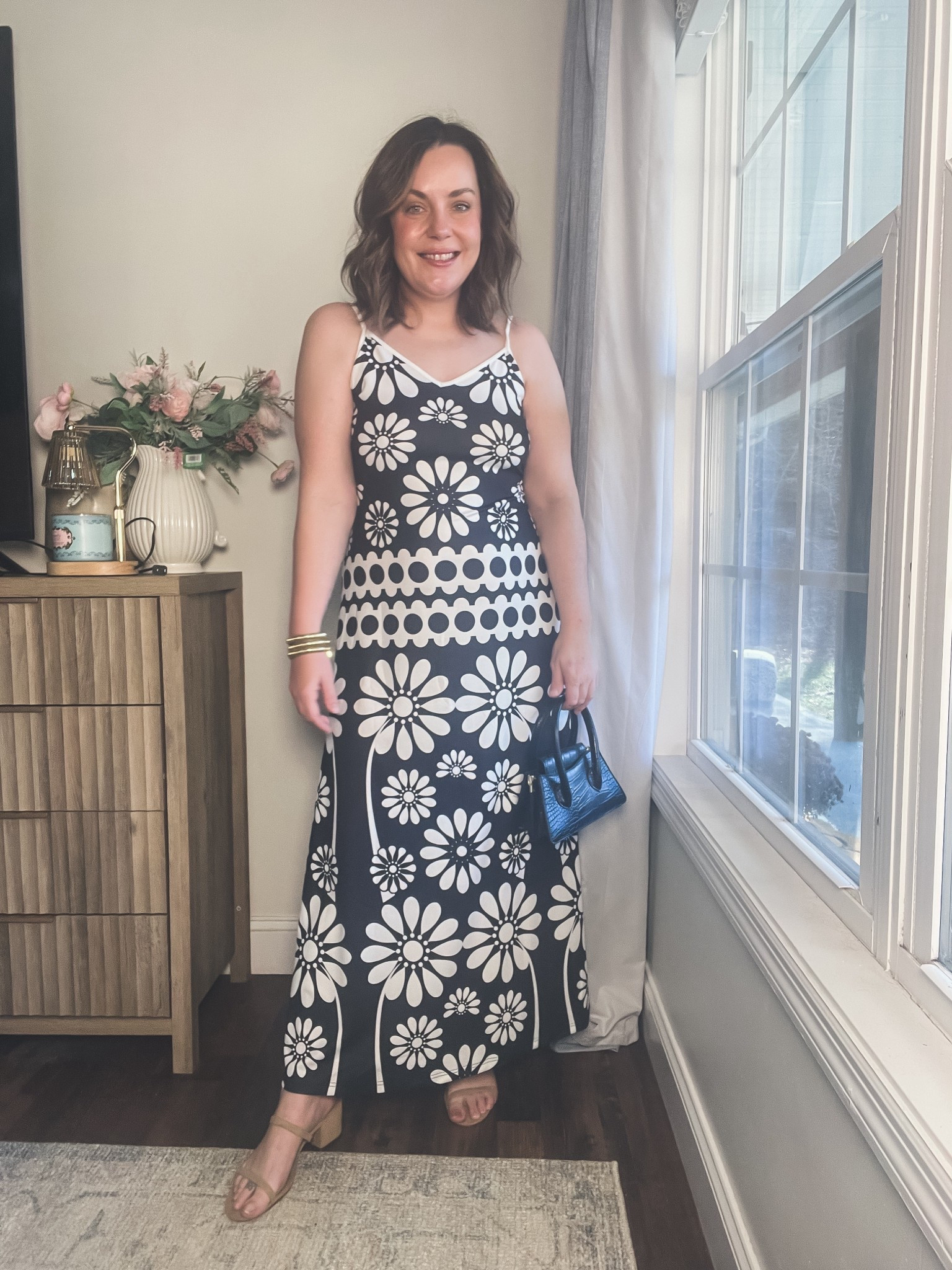 Paradise ready 🌴✨ This resort wear dress is effortless and chic — flowy, breathable, and perfect for sunsets, beach walks, or dinner by the water. Instant vacation vibes! ☀️👗

#LTKStyle #ResortWear #VacationStyle #SummerDress #OOTD #TravelReady #HolidayLooks

#LTKTravel #LTKdayinmylife #LTKootd