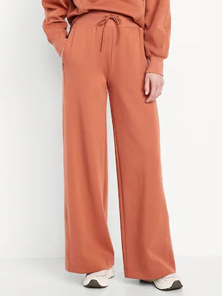 Extra High-Waisted Dynamic Fleece Wide-Leg Sweatpants | Old Navy (US)