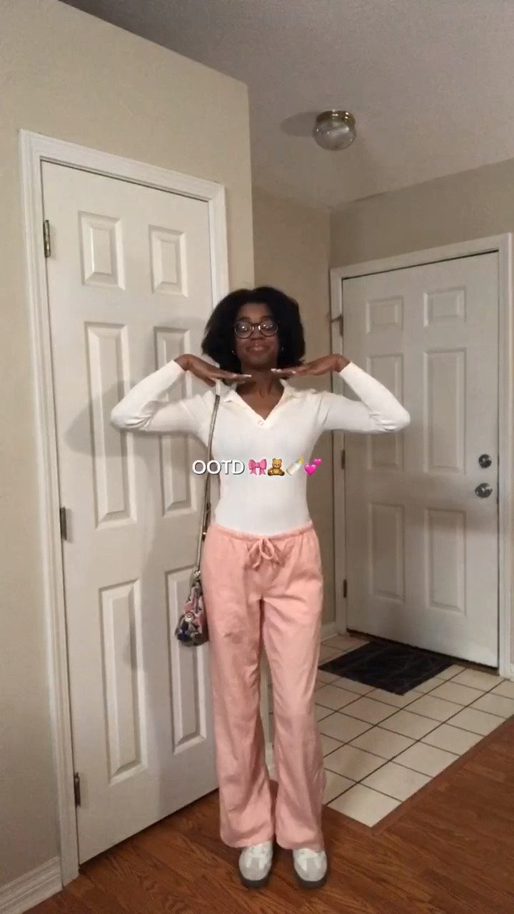 What I wore today for my little cousin’s baby shower 🎀🧸🍼💕

She’s having a girl and I’m so happy for her 🥹

Long Sleeve Top: Bailey 44 + TJ Maxx 
Jeans: Vanilla Star + TJ Maxx
Sneakers: Reebok + TJ Maxx
Socks: Juicy Couture Marshalls 
Hoop Earrings/Necklace: Time and Tru + Walmart 
Purse: Coach + Goodwill 


#LTKTall #LTKootd