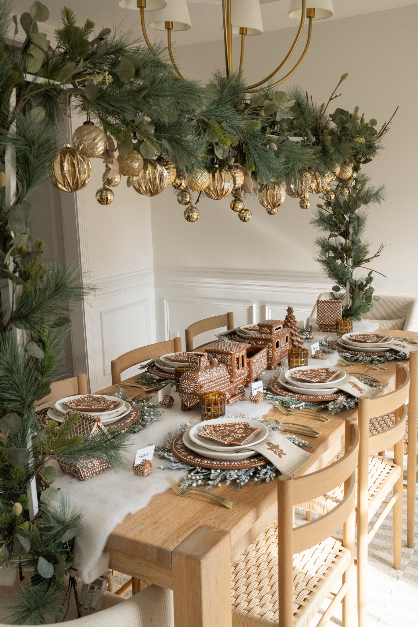 LOVE this gingerbread tablescape for the Holidays! Linked everything I used, including the tablerod



#LTKHoliday #LTKParties #LTKHome