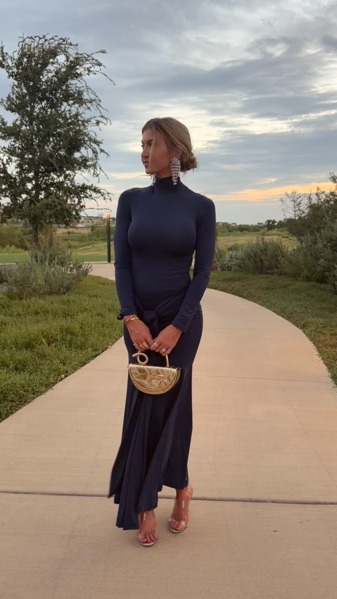 Navy long sleeved maxi dress: runs TTS, wearing S
Shoes: TTS

Love the tie in the front- would be so beautiful for a wedding!

#LTKgrwm #LTKWedding #LTKCon