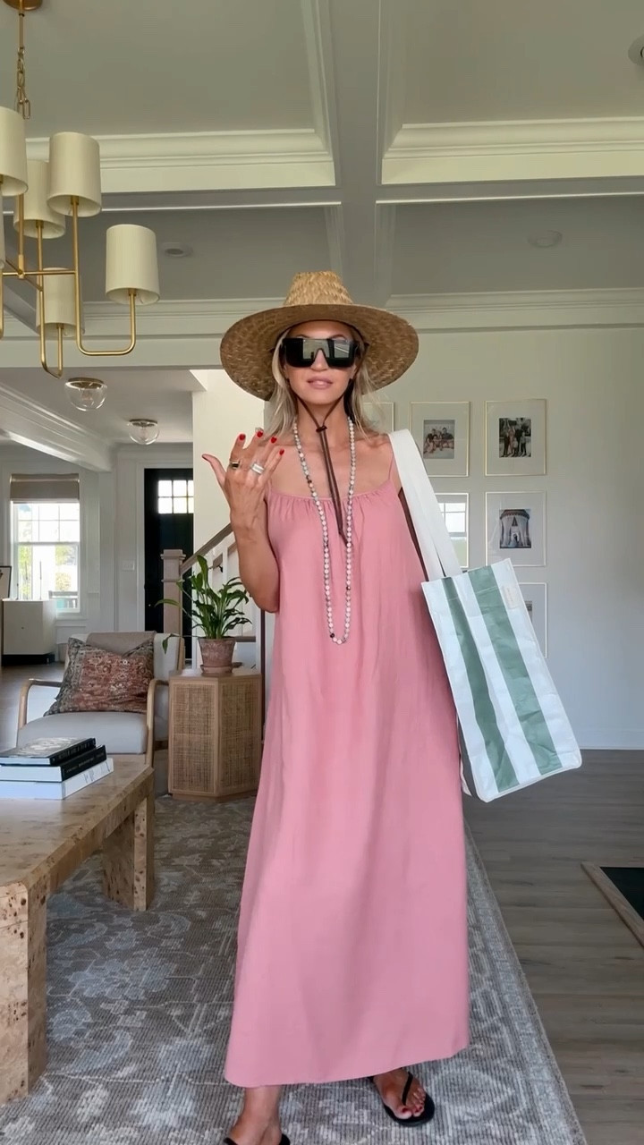 Picky girl linen dress! 
Runs TTS, wearing size small. 

#LTKdayinmylife #LTKootd #LTKSeasonal