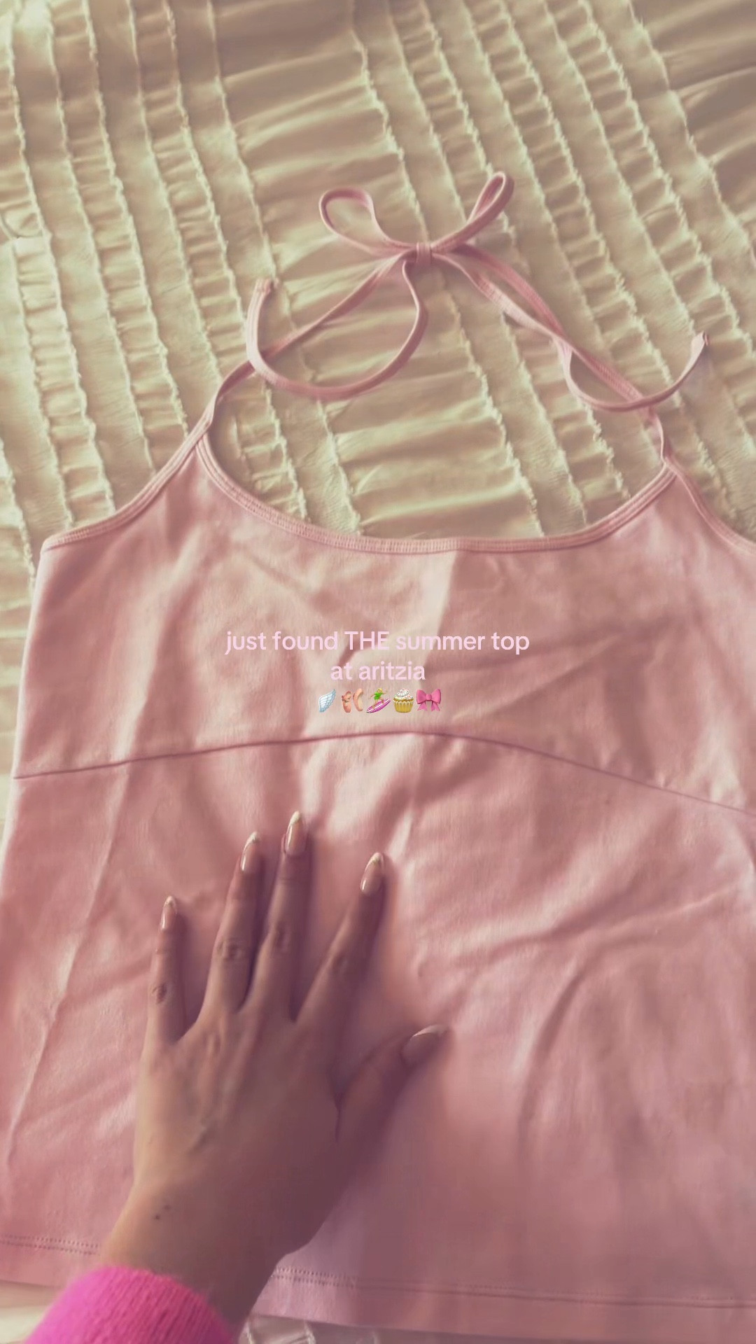 so cute!!! my new fav top 💖🎀@Aritzia 

#LTKootd #LTKvlog #LTKTall