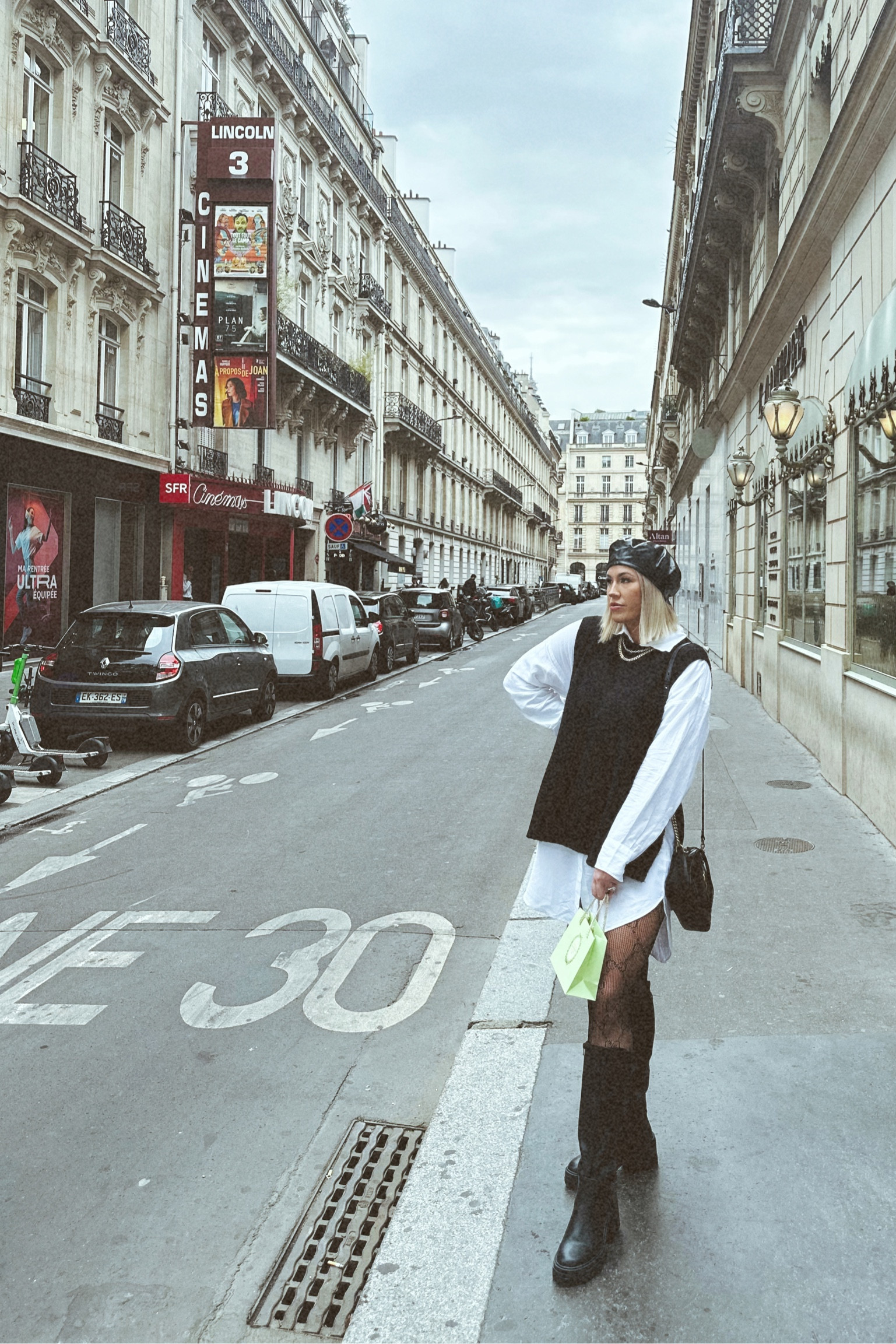 Paris outfit day 1 🖤

#LTKtravel #LTKshoecrush #LTKSeasonal