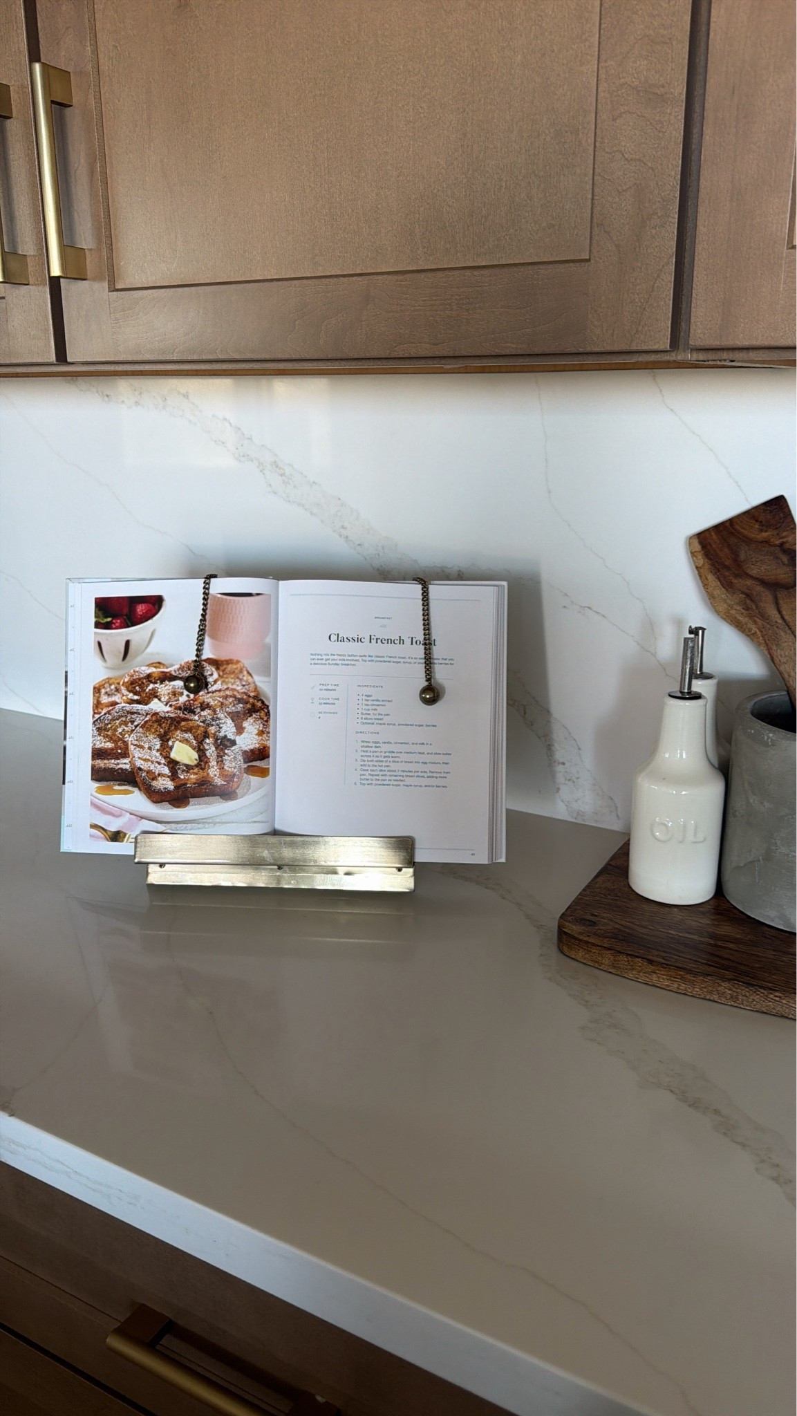 The prettiest new cookbook stand I found at Target!! Perfect for all year around!

#LTKHome #LTKfoodie