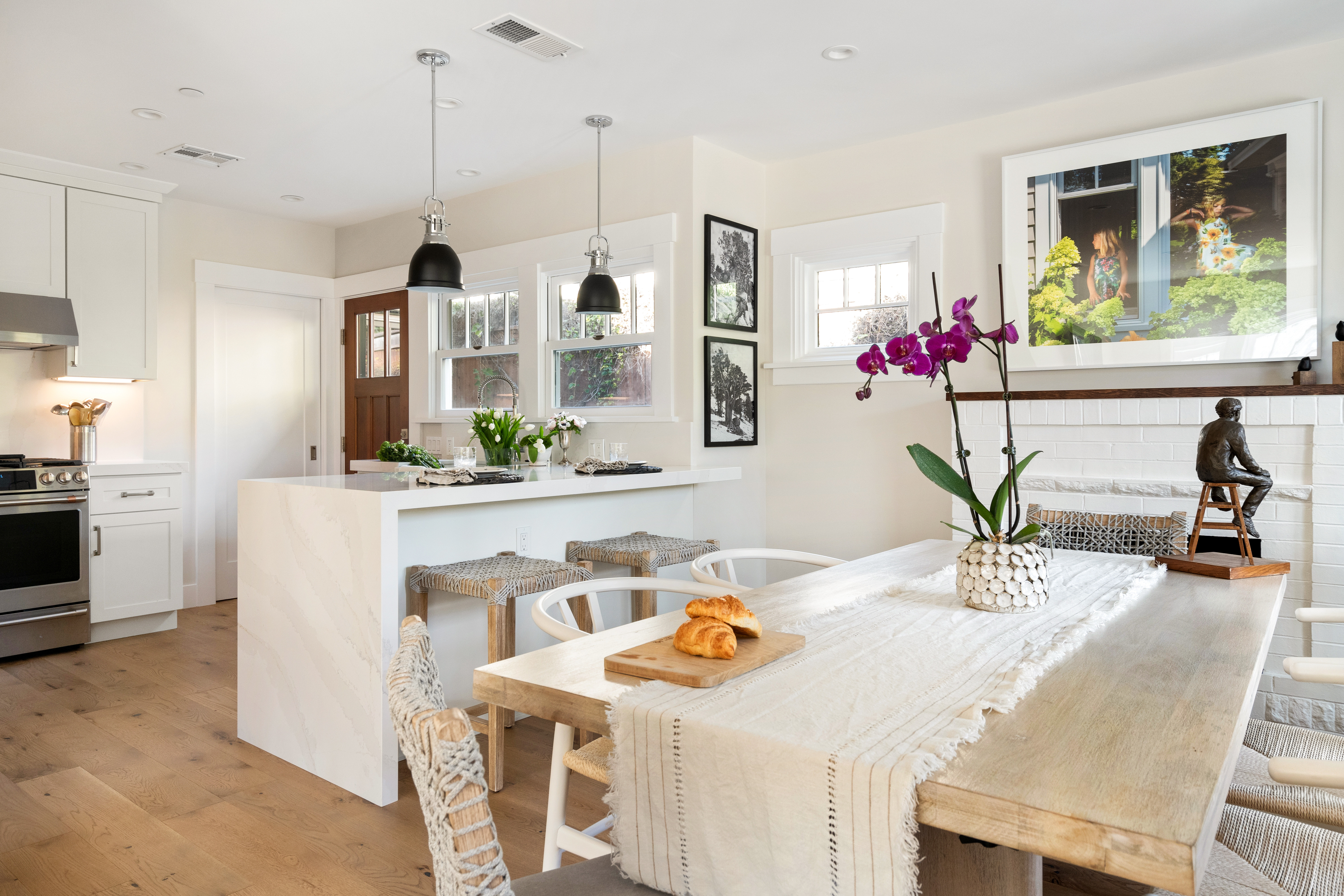 Is your kitchen ready for the holidays? There’s always a flurry of activity with all the holiday baking, from Christmas cookies to New Year’s Eve feasts and more. We’ve rounded up our favorite kitchen utensils to make sure you’re ready to face the holiday season! 

#LTKHome #LTKfoodie #LTKHoliday