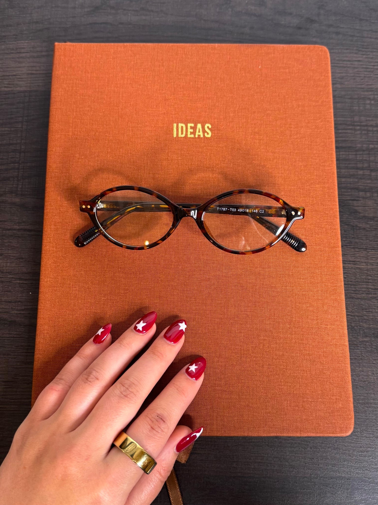 I’m obsessed with this notebook and these blue light glasses. 

#LTKSeasonal #LTKWorkwear #LTKHome