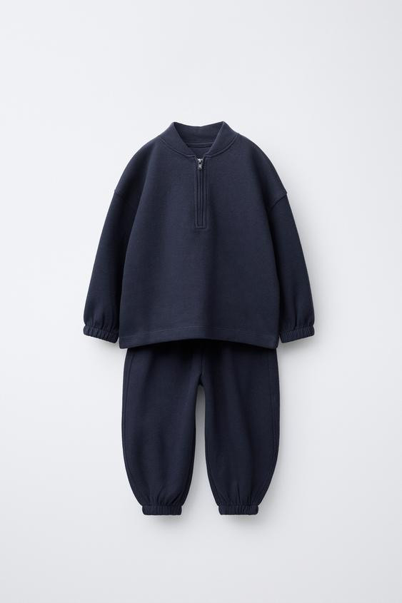 PLAIN JOGGING SWEATSHIRT AND JOGGER PANTS SET | Zara US