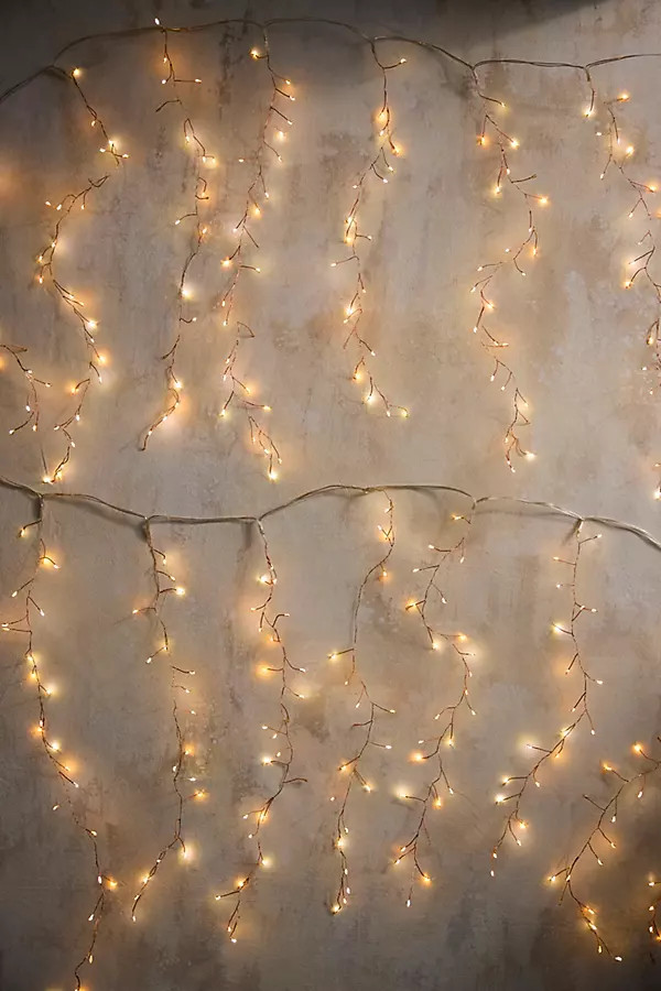 Stargazer Twinkling Icicle Light Strand | Terrain