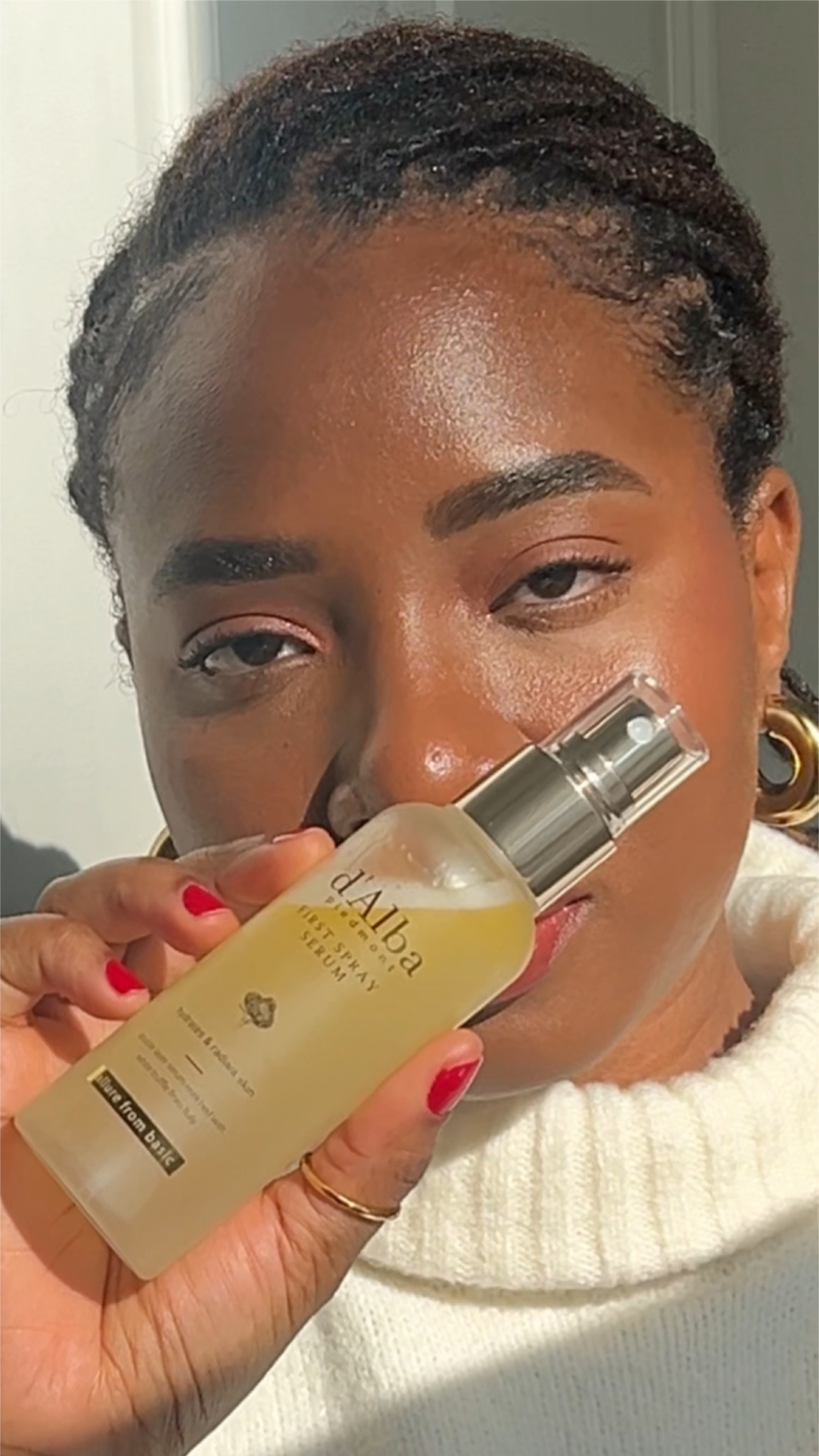 If you see my skin glowing this winter, it's because I'm using d'Alba White Truffle First Spray Serum! It's seriously the best face mist on Amazon. I can't get enough of it! I love that it's a mist and can be used in multiple ways. Plus, it's 100% vegan approved and clinically tested.

Did you know that white truffles are amazing antioxidants? They're even better than propolis, which is a well-known antioxidant. They have 6X the phenol content and 10X the flavonoid content compared to propolis.

It's a fantastic serum for all skin types.

#LTKbeauty