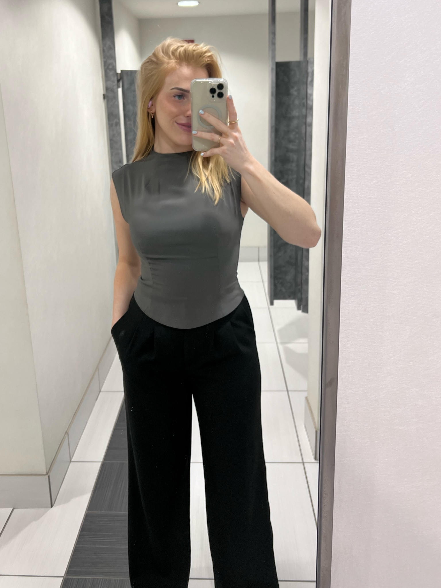 OddMuse’s snatchability is 10/10.

Simple, elevated women’s work wear outfit for summer. Easy add to a capsule wardrobe. 

#LTKfindsunder100 #LTKworkwear #LTKstyletip
