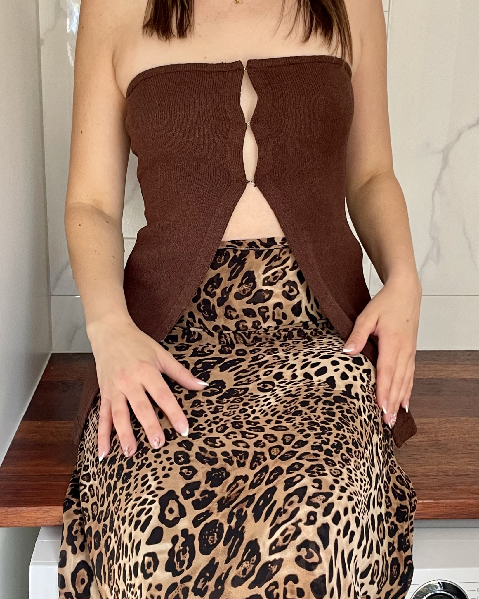 ARE YOU KIDDING 👀 

How stunning is this top paired with the leopard skirt - the amount of compliments this fit got was insaneeeee, both from Peppermayo. Shoes are from famous footwear (code in Insta bio) but I’ve linked similar ones from novo xxx



#LTKaustralia #LTKfindsunder100 #LTKshoecrush