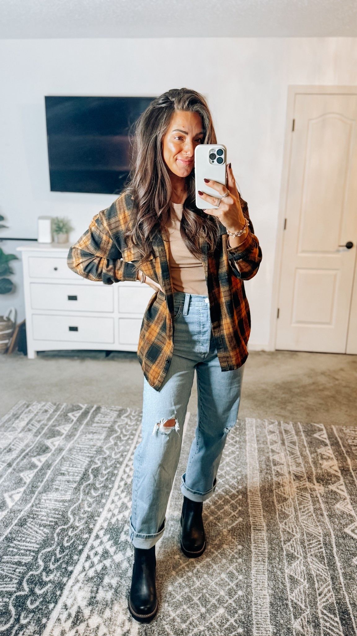 50% off my Levi’s and Chelsea boots for Cyber Monday!! These are both closet staples for me! TTS 

#LTKSaleAlert #LTKCyberWeek #LTKFindsUnder50