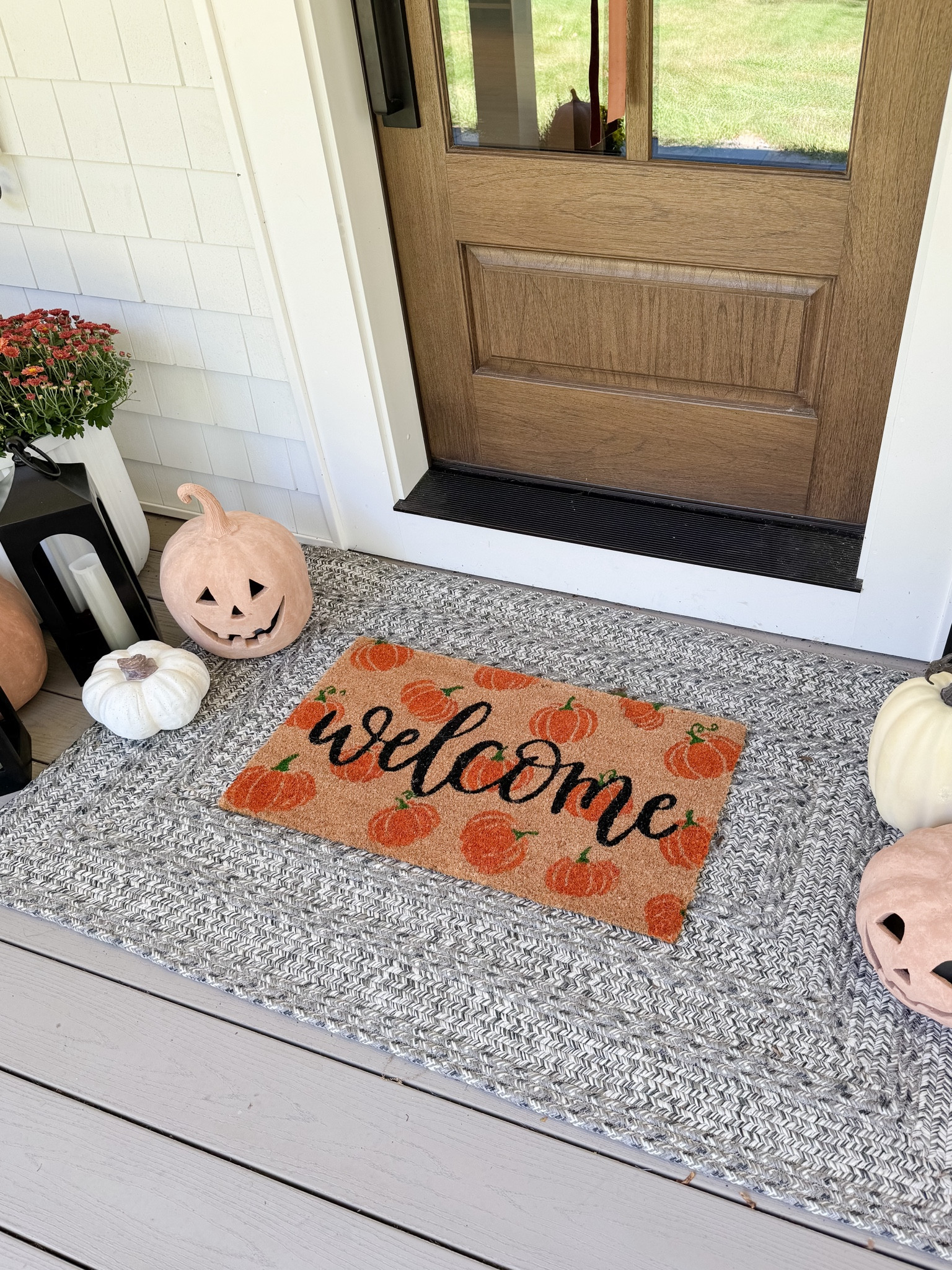 Fall front porch, Halloween decor, fall outdoor, Amazon front porch 

#LTKhome #LTKSeasonal #LTKfindsunder100