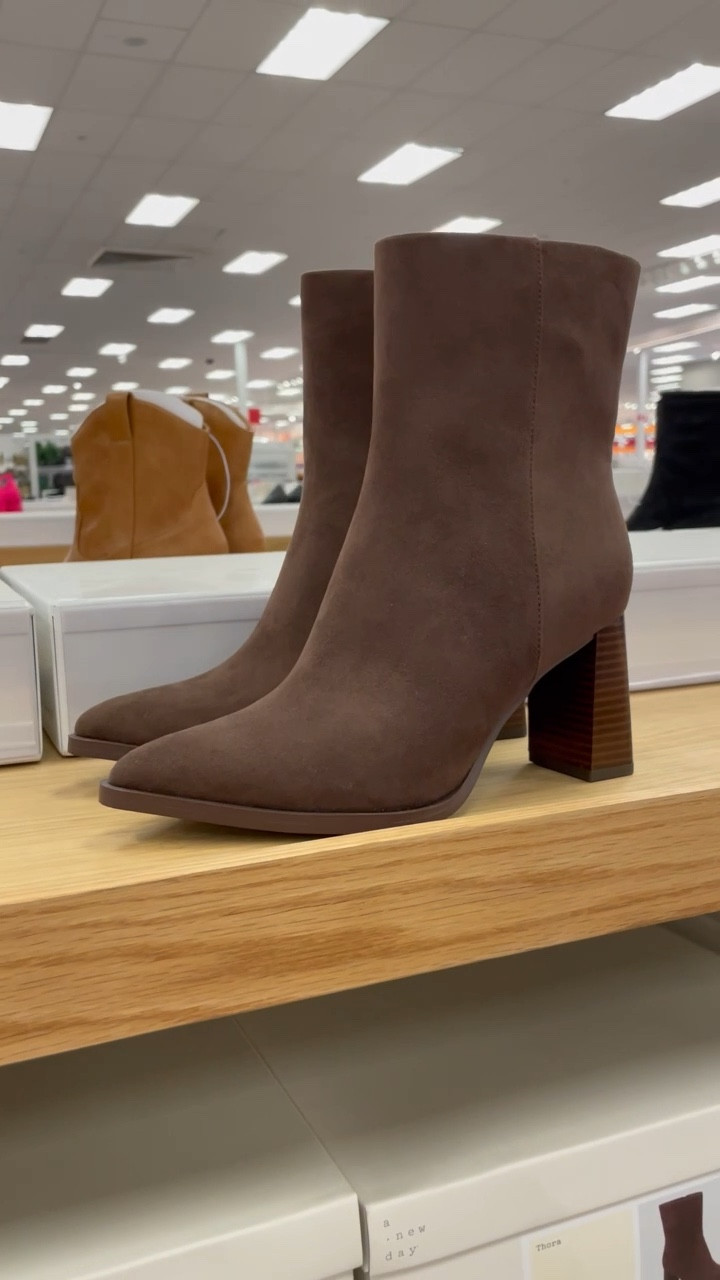 These boots look expensive but are inexpensive and on sale 

#LTKSale #LTKshoecrush #LTKstyletip