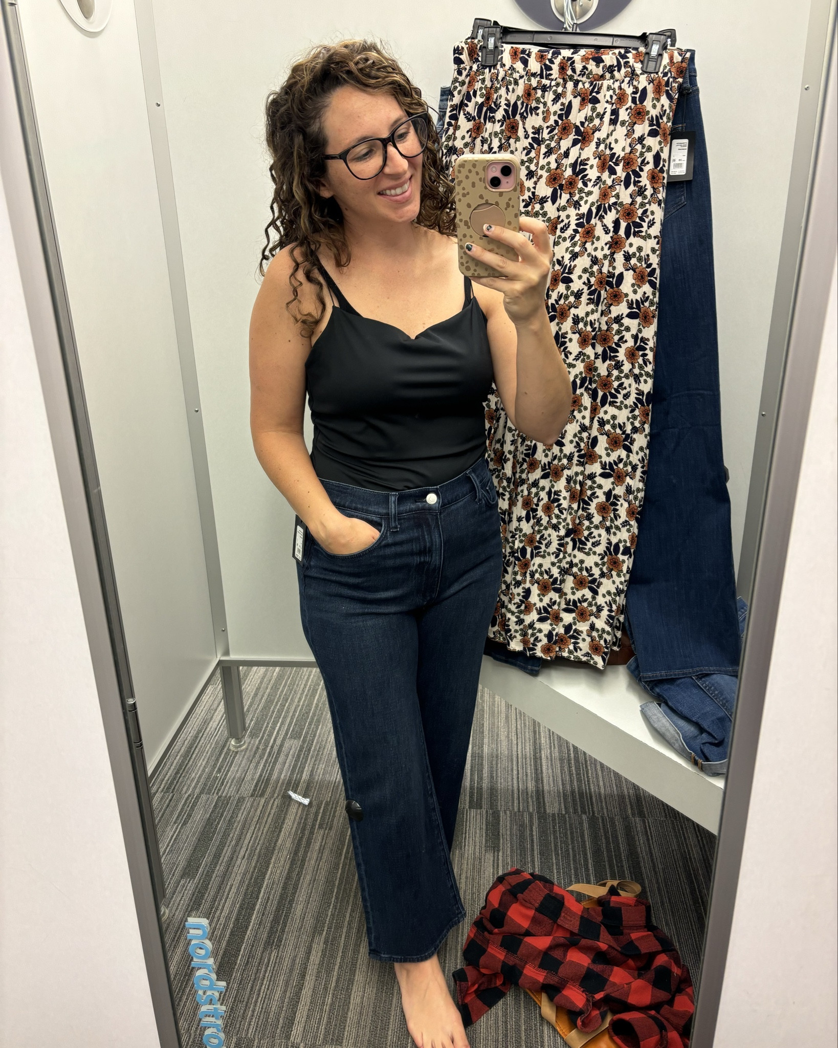 Calling all millennials ☎️

I found the perfect wide leg jeans at Nordstrom Rack. They fit great with a little stretch to be comfy!

#LTKFindsUnder100 #LTKFallSale #LTKMidsize