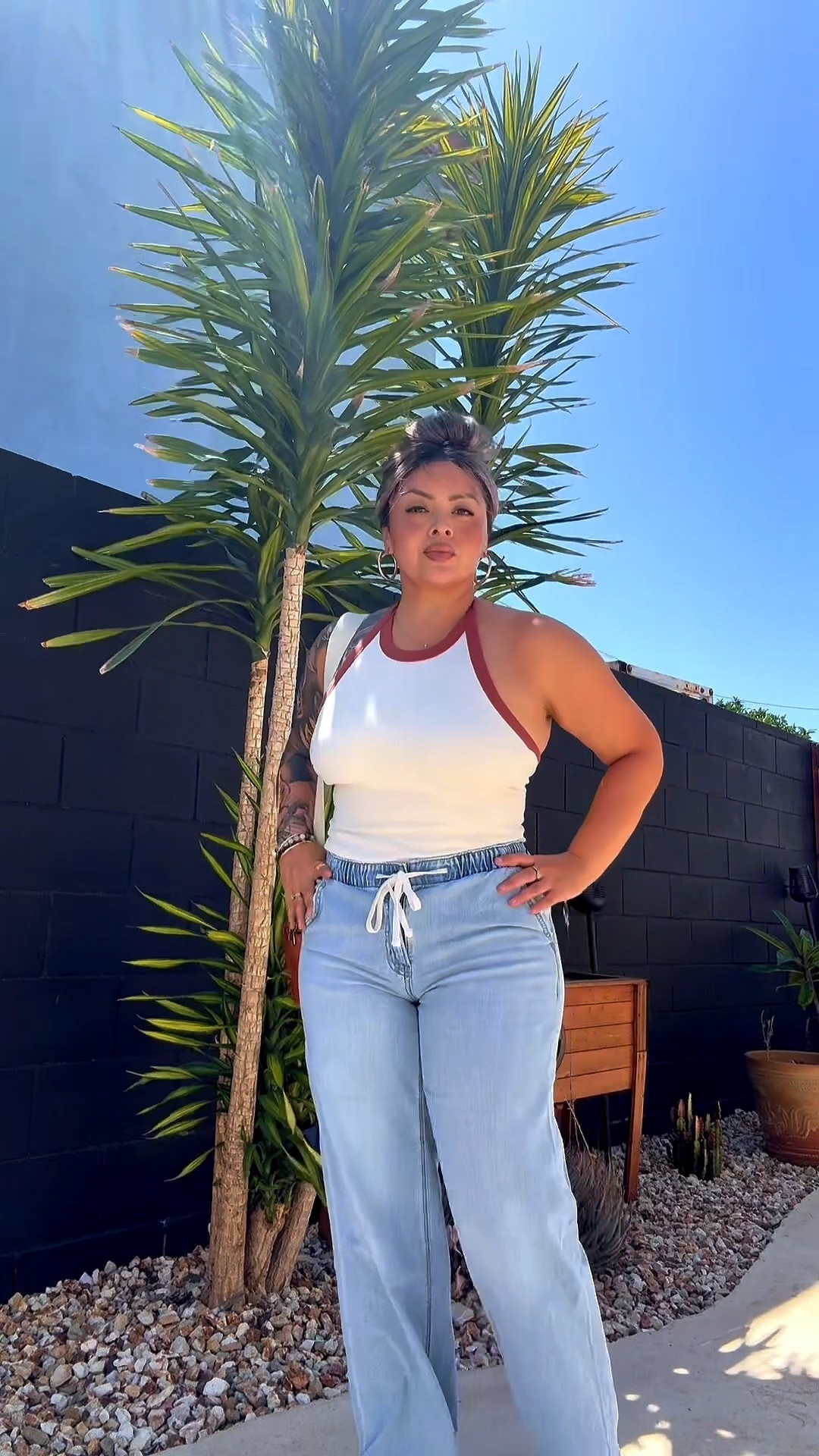 Spring casual fit 🌸 imo all jeans should have elastic waistbands
All outfit links in bio 🛍️
Top @target 
Jeans @americaneagle 
Shoes @freepeople 
Bag @madewell

#LTKmomlife #LTKootd #LTKdayinmylife