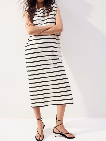 Black and white striped midi dress 

#LTKSeasonal #LTKstyletip #LTKfindsunder50