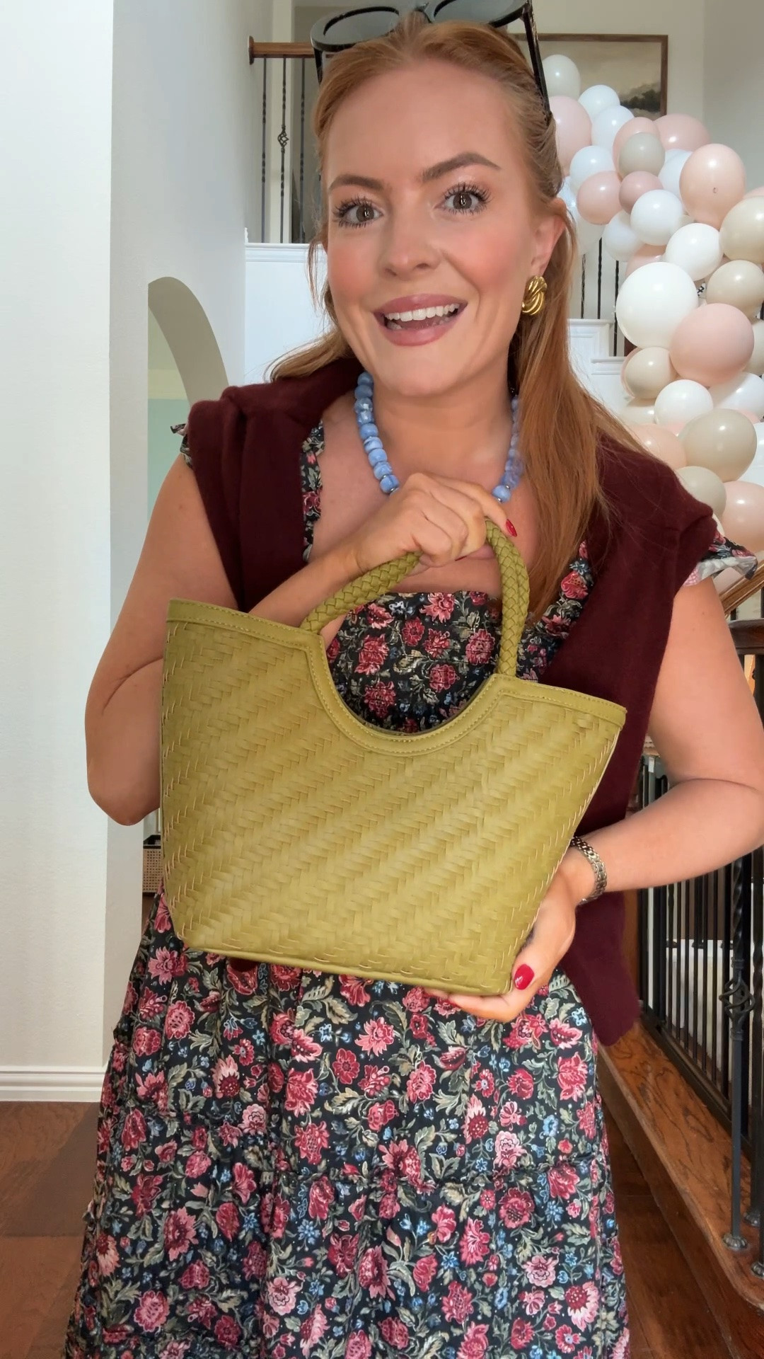 Heading to Dallas to do some shopping! This is my look for the day! My favorite hill house dress with this gorgeous green target bag😍