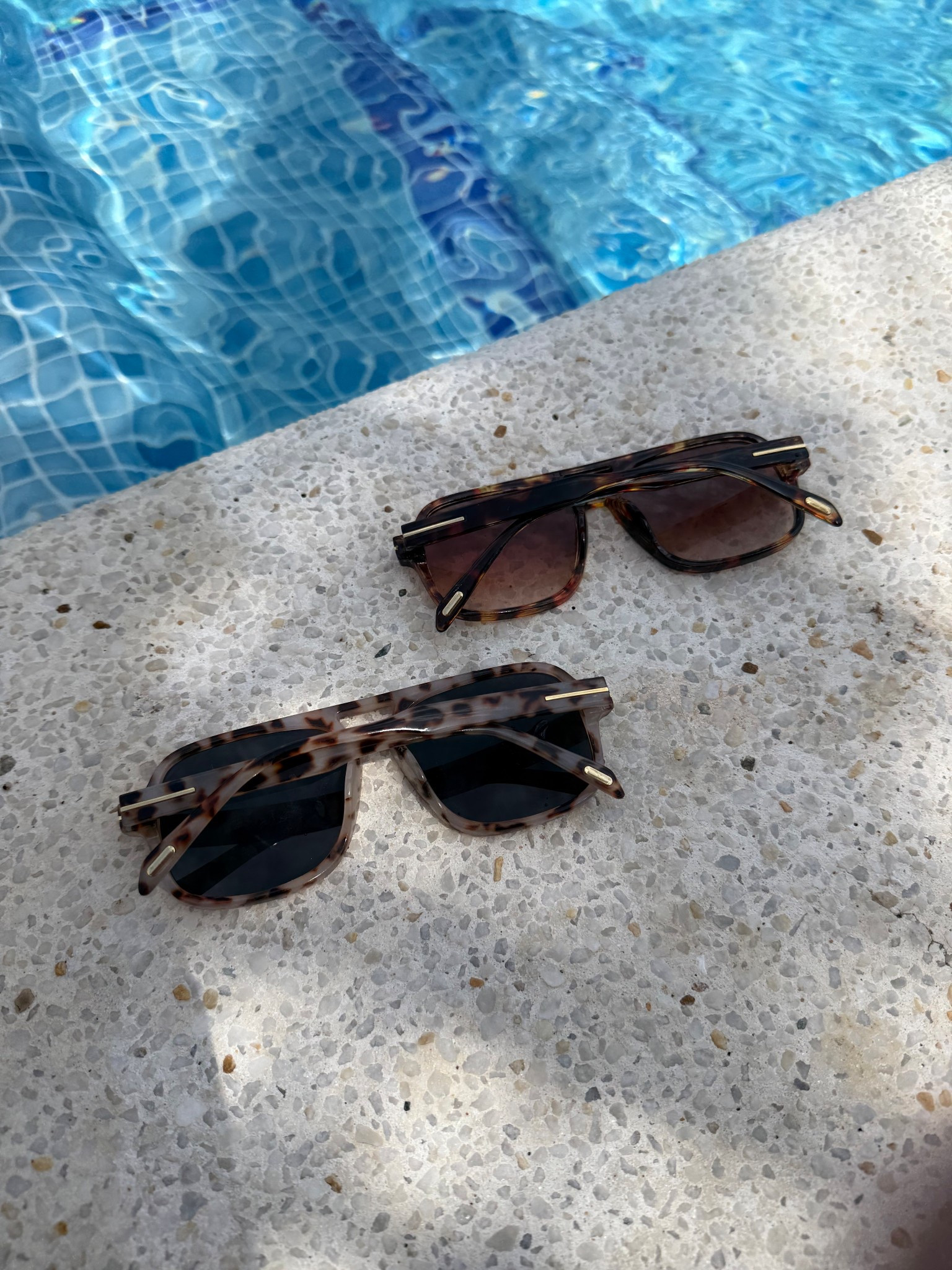 Statement sunglasses❤️‍🔥
Tags: animal print tortoise shell sunnies Celine miu miu inspired dupes fashion summer inspo ideas holiday vacation affordable style

#LTKsummer