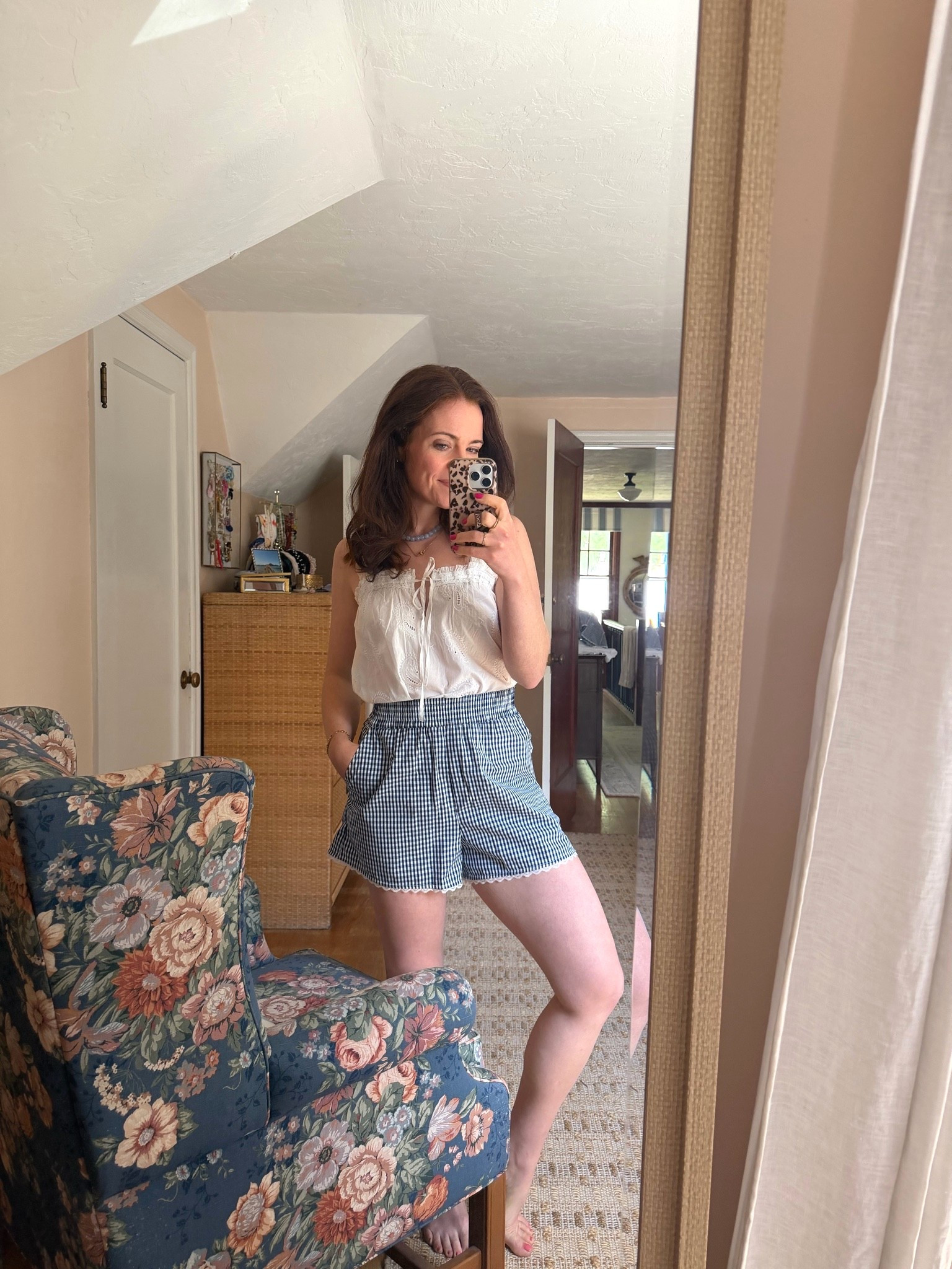 These are both from different sets, but I thought they would pair well together! Do you have any sets yet? Loving the elastic waist shorts trend for summer! ￼
