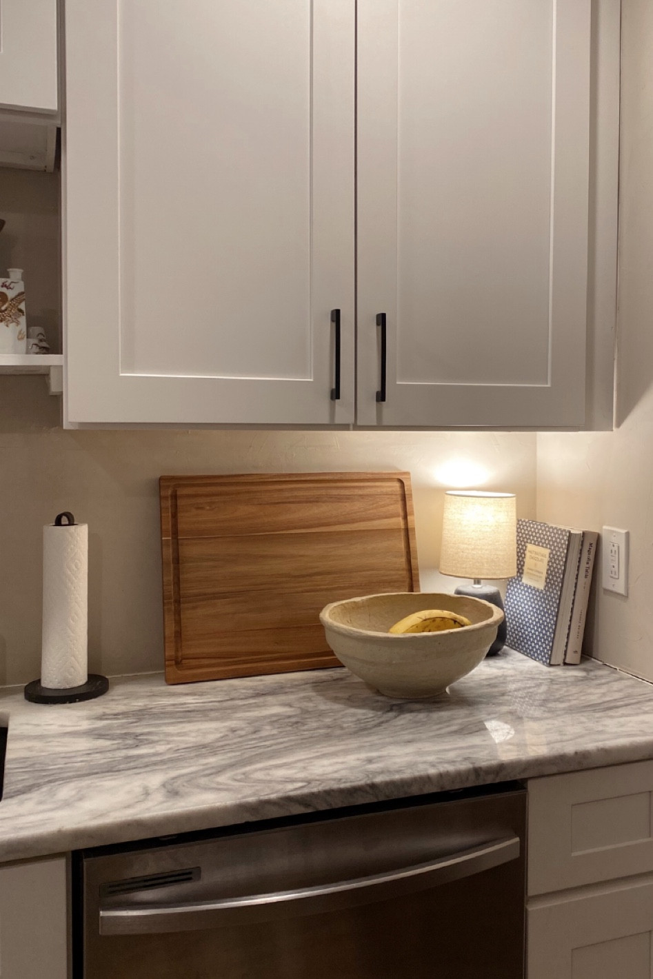 Cozy kitchen corner ❤️ linking some exact and similar products! 

#LTKMostLoved #LTKfindsunder100 #LTKhome