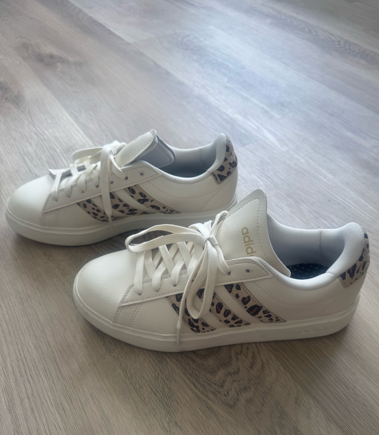 Adidas leopard tennis shoes

#LTKGiftGuide #LTKActive