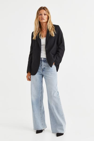 Single-breasted blazer | H&M (UK, MY, IN, SG, PH, TW, HK)