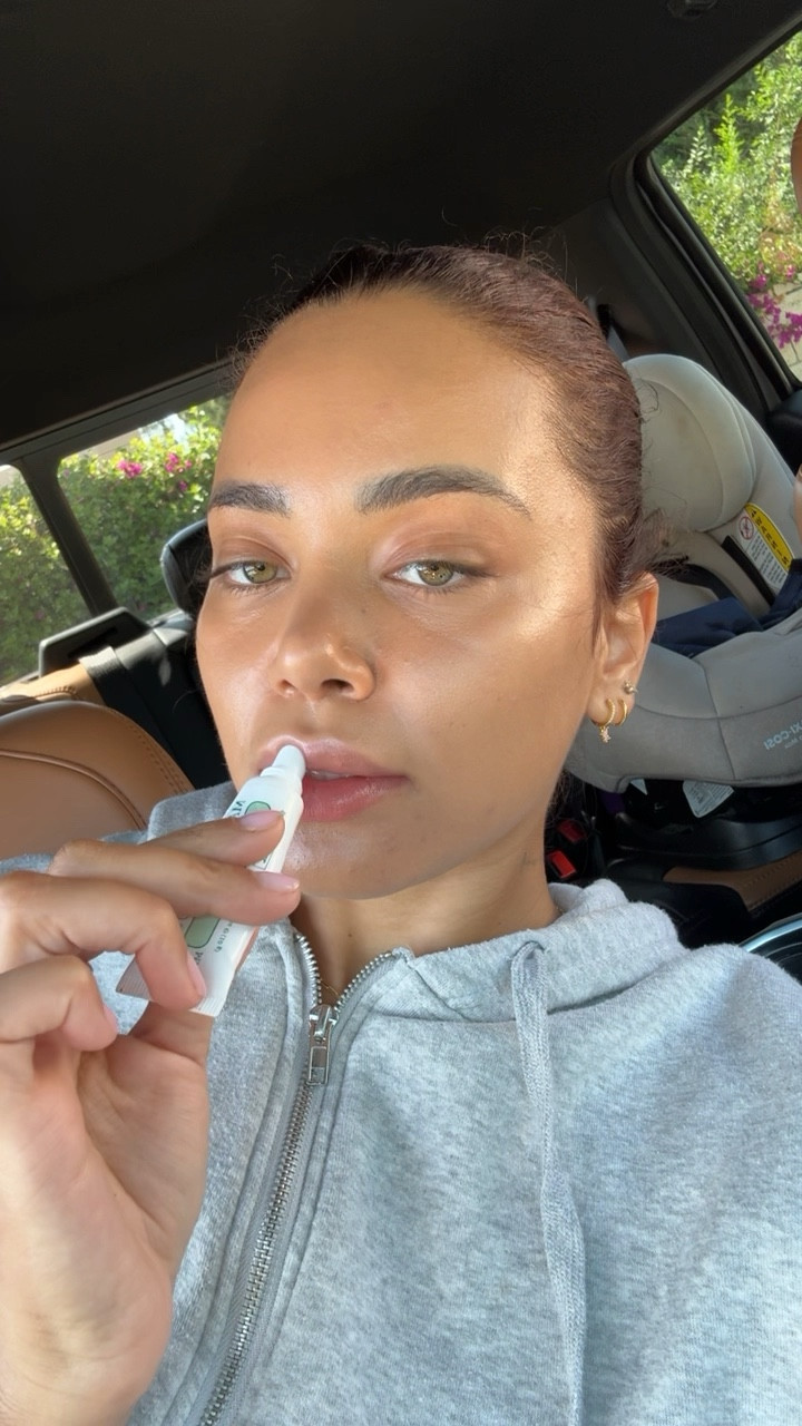 No makeup makeup that looks like SKIN and doesn’t get oily. Plus it’s all drugstore 👏🏽 

#LTKbeauty