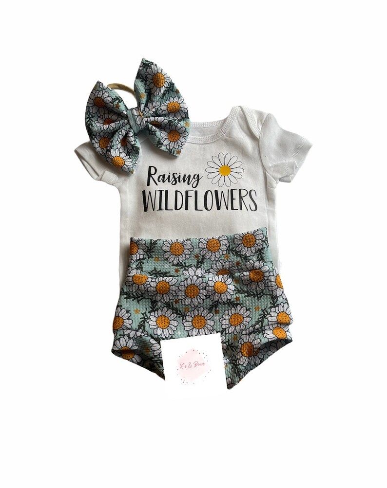 Raising Wildflower’s Daisy Baby Bummie Set , Bummies, Bummie, baby girl, baby clothes set, baby... | Etsy (US)