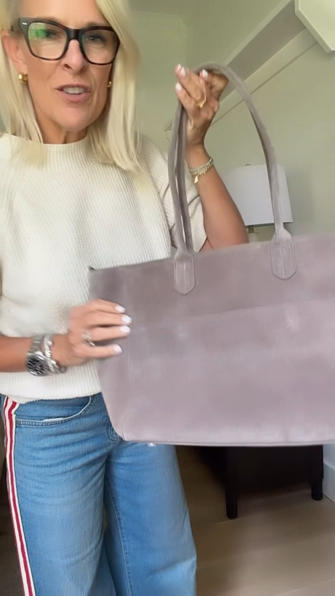 Suede tote back, under $200! Would be much more on other sites.
Extremely well-made with pockets and a great lining and feet.
This color is pebble 

@Quince ￼

#LTKdayinmylife #LTKgrwm #LTKOver40