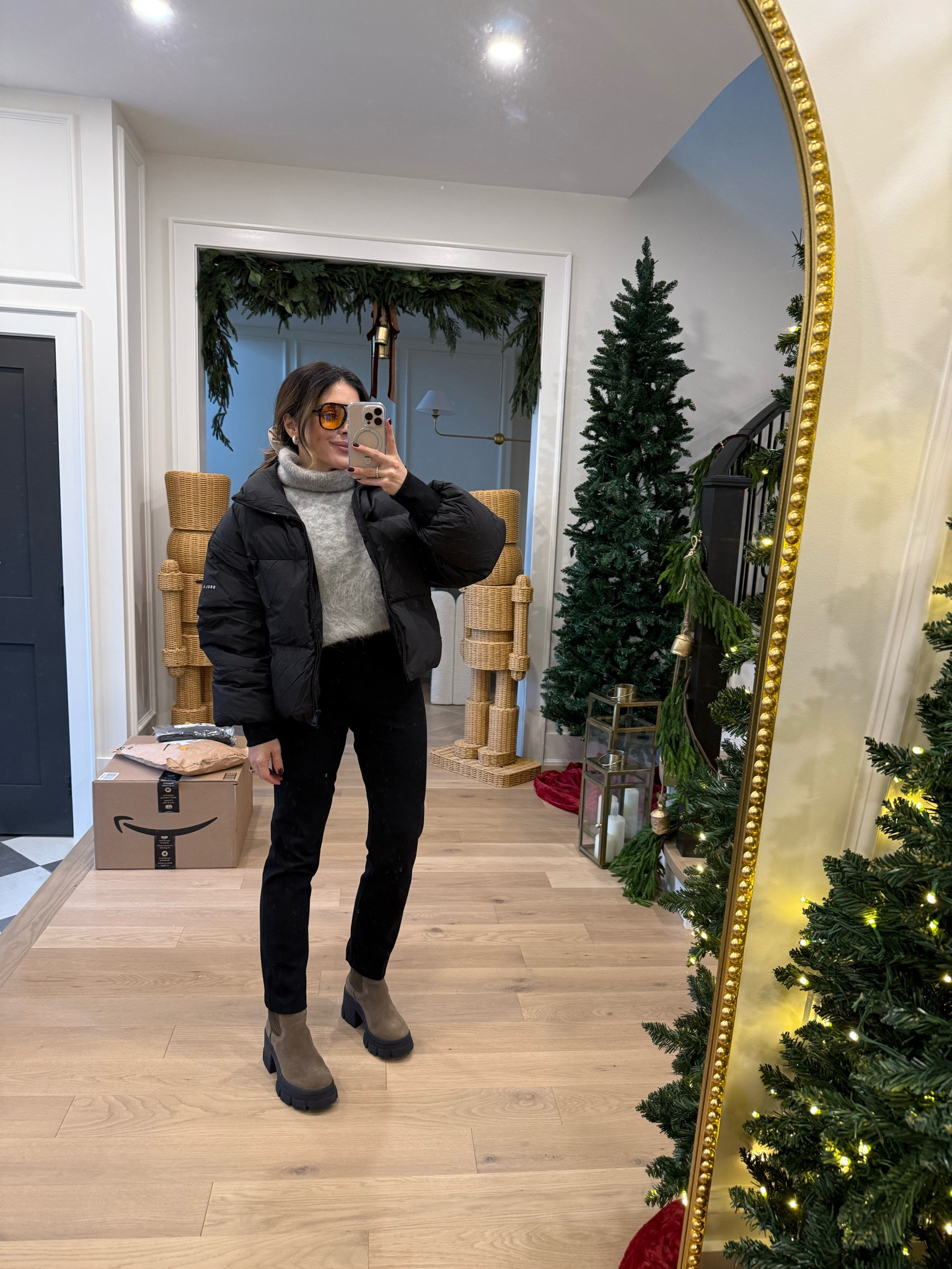 Pants - XS
Jacket - small

#LTKcanada #LTKstyletip #LTKwinter