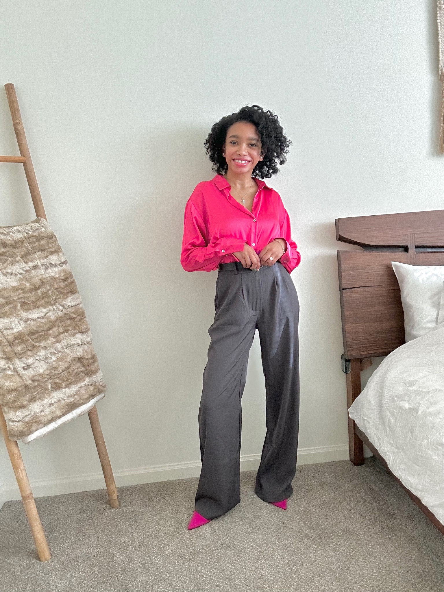 Wearing size US4 in pants.



#LTKstyletip #LTKFind