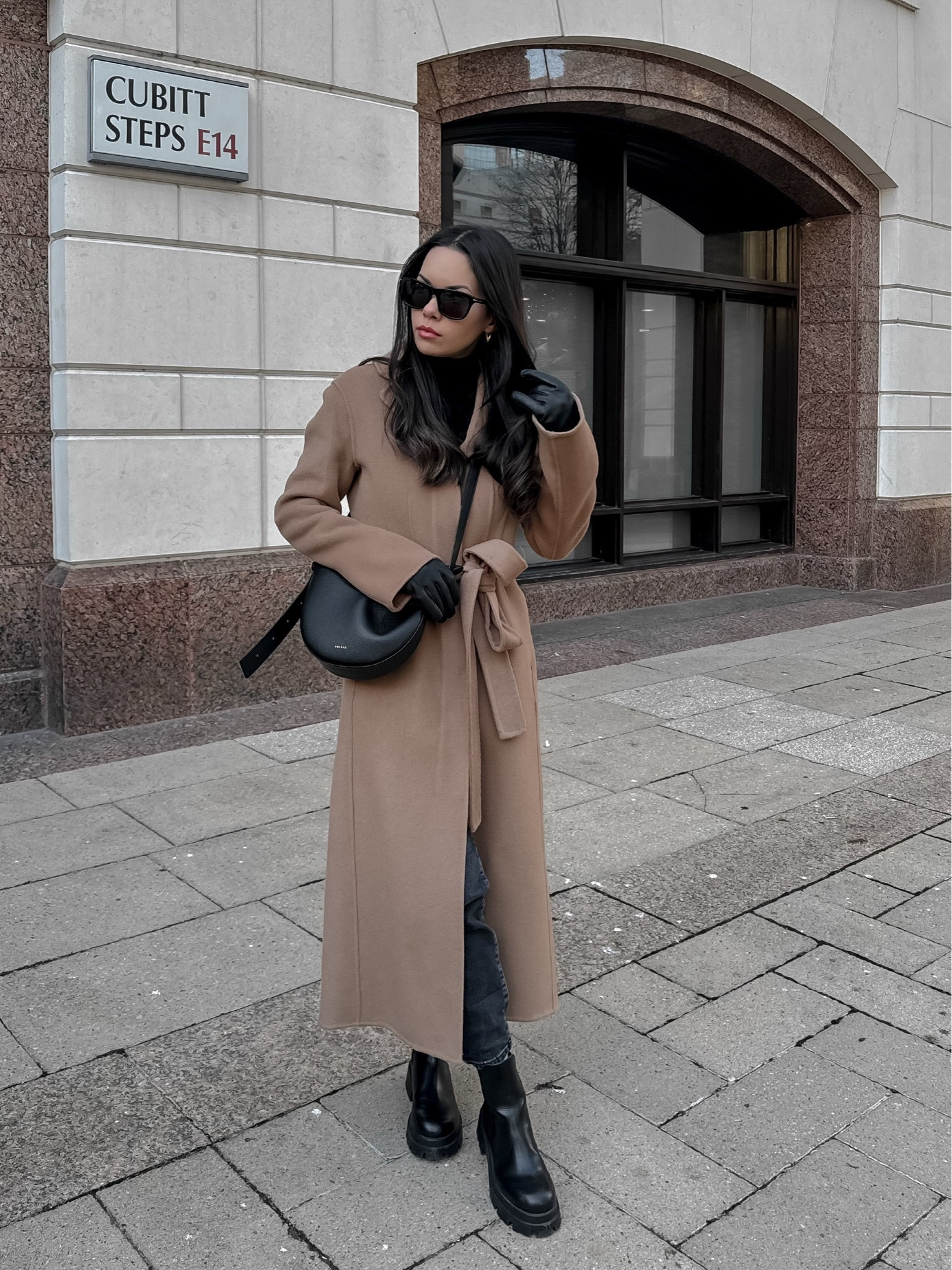 Brown coat with leather details 🖤

#LTKstyletip #LTKshoecrush #LTKworkwear