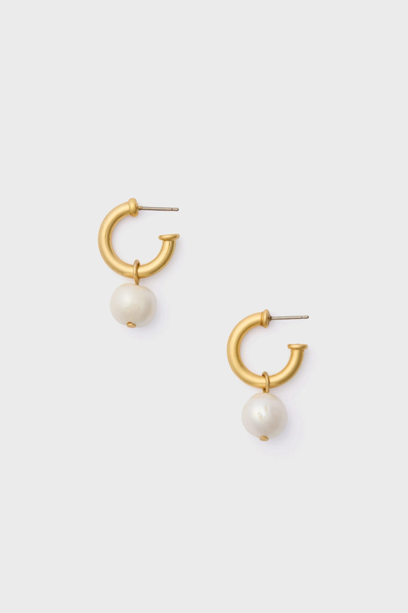 Pearl Hoop Earrings | Tuckernuck (US)