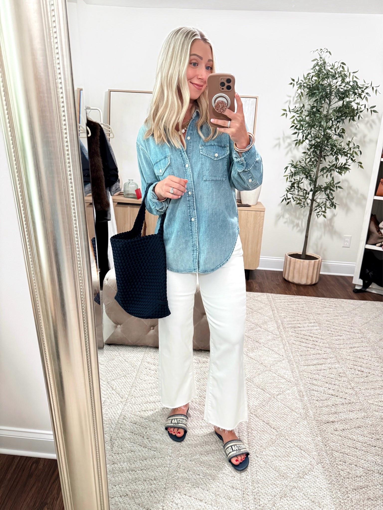 New white jeans and they’re on sale! TTS, if in between, size up as white denim looks slightly better not as form fitting! Denim shirt size medium 

Casual outfits, white denim, denim tops

#LTKdayinmylife #LTKootd #LTKgrwm