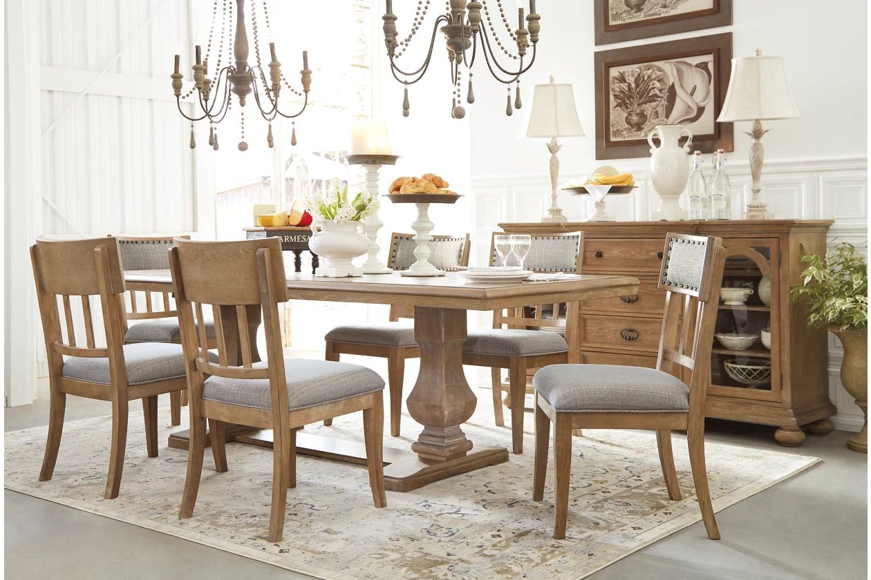 Ollesburg Dining Room Table | Ashley Homestore