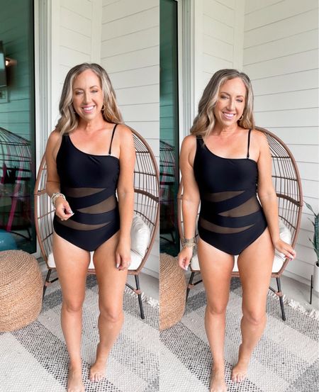 Amazon fashion Amazon finds Amazon one piece black bathing suit, swimsuit size medium

#LTKOver40 #LTKSwim #LTKFindsUnder50