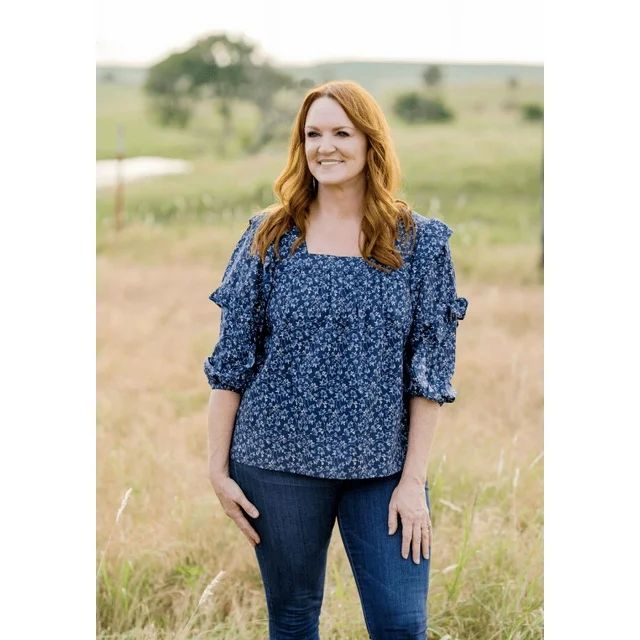 The Pioneer Woman Cotton Square Neck Blouse with Ruffle Sleeves, Women’s, Sizes XS-3X | Walmart (US)