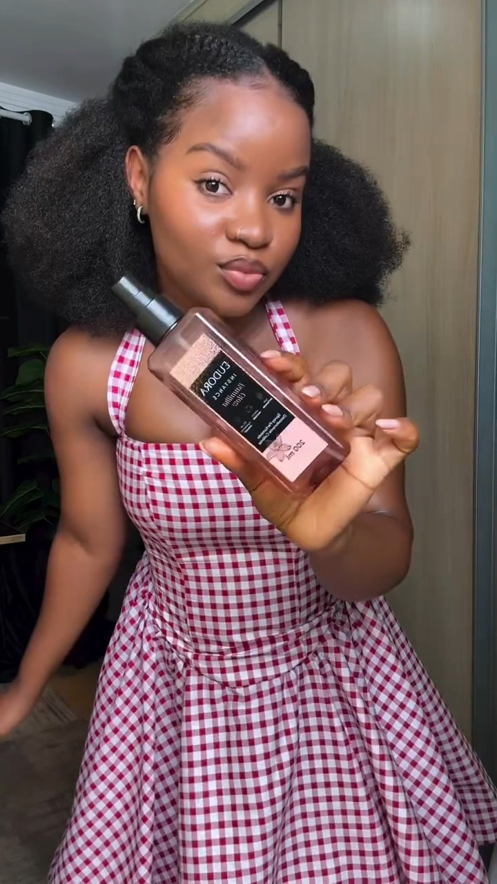 Look junina para o de fralda. Obrigada @suelengervasio pelo convite sua grávida de milhões 🥰🥰
Vestido : @__ea_e_noivas_ 
Peruca: @palmira_abeauty 

#look #grwm #fashion #beauty #festajunina

#LTKbrasil #LTKdicadeestilo #LTKbeleza