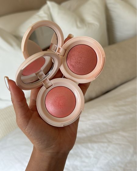 Loving the new rare beauty blushes 😍 

Shade hope is on top and cheer on bottom - I’ve been reaching for Hope more!

I’ve been applying it with the powder side of the dibs brush 

#LTKbeauty